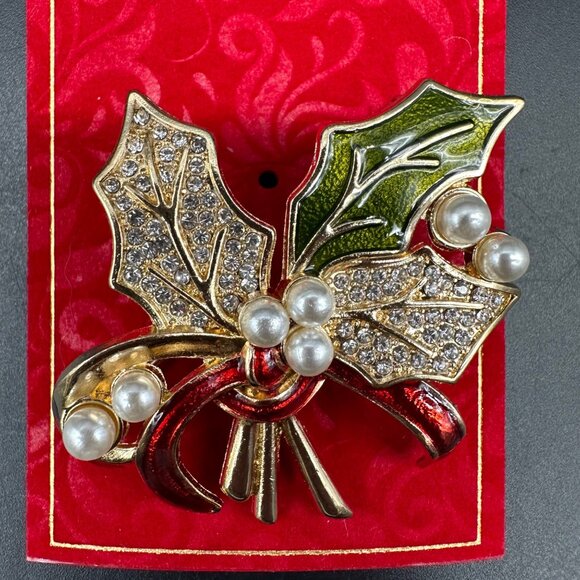 Christmas Brooch Pin Holiday Lane Holly Red Green Enamel Faux Pearls Rhinestones - Picture 5 of 7